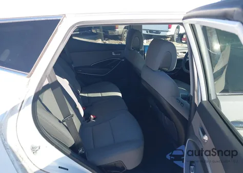 2018 Hyundai Santa Fe Sport 2.4L z USA, uszkodzony, nr VIN 5NMZT3LB9JH077898